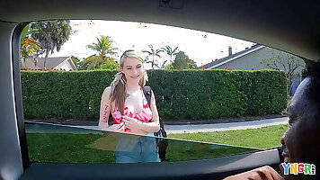 YNGR - Petite Kimberly Snow Tries A BBC For The First Time